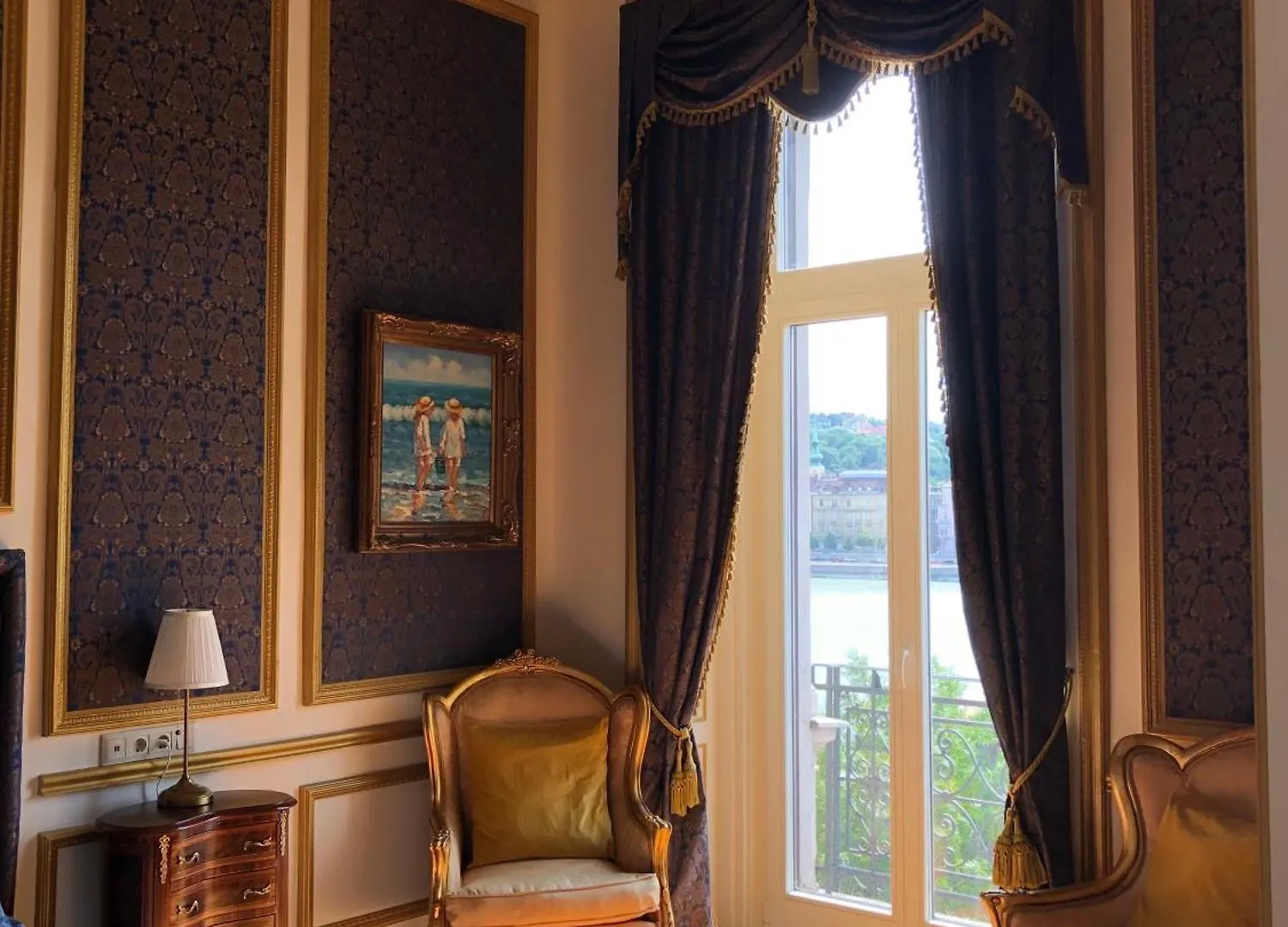 Baroque Danube Panorama Blue Apartment Budapest